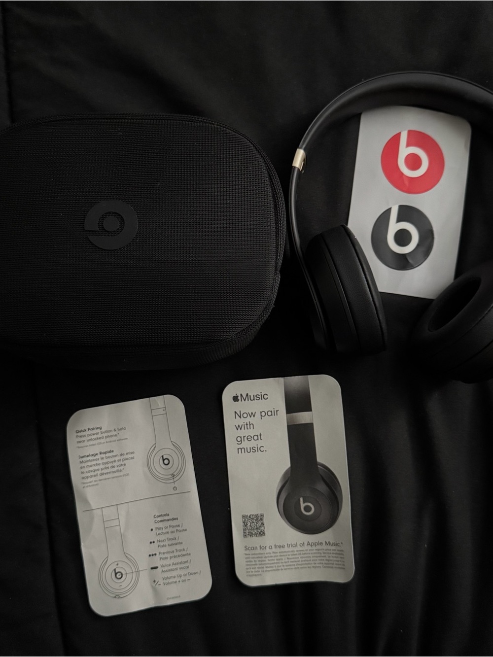Beats by Dre Studio3 Wireless Over-Ear Headphones - Black & Gold with Carry Case